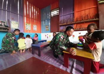 Peduli Pendidikan, Satgas Perbatasan Indonesia-PNG Sulap Rumah Pintar