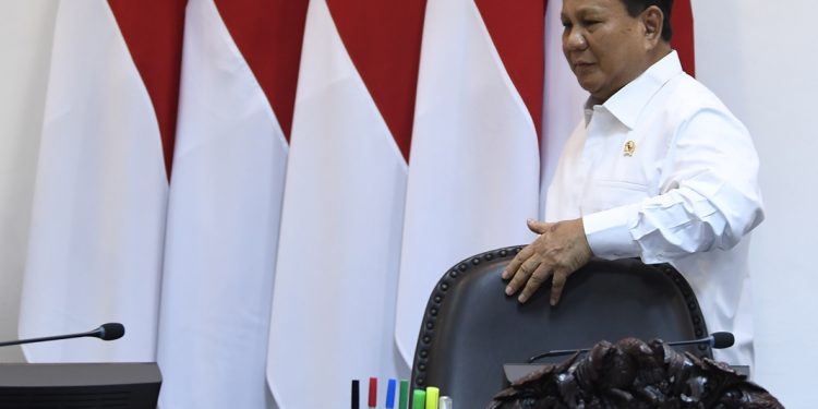 Prabowo Kumpul Data, Jokowi Arahkan Begini