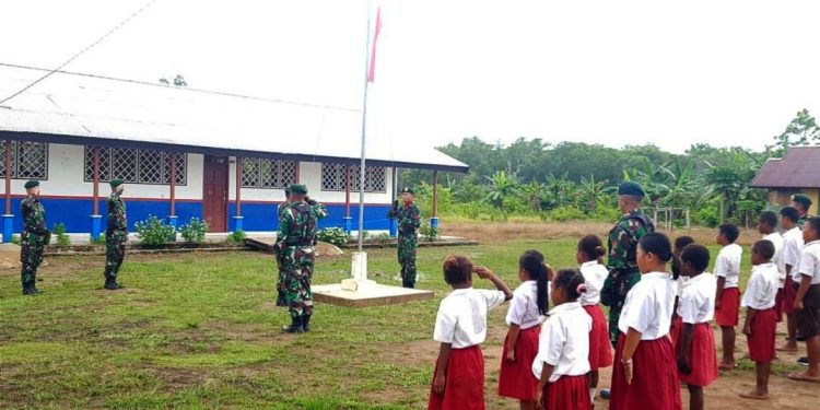 Tumbuhkan Jiwa Nasionalisme di Perbatasan Negara, Prajurit TNI Buat Ini