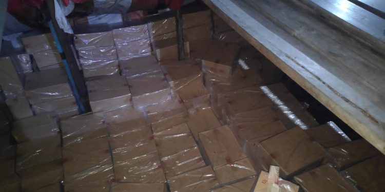 Kapal Muat Rokok Ilegal Diamankan Satgas Trisula Bakamla
