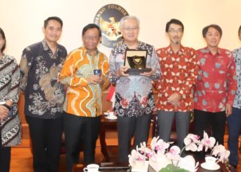 Bertemu Dubes Jepang, Mahfud Bahas Penanggulangan Teroris hingga Maritim