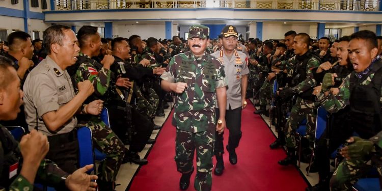 Dukung Pengamanan Natal dan Tahun Baru, 17 Ribu Personel TNI Diturunkan