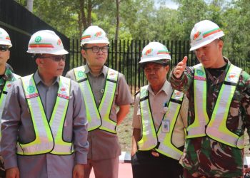 Kunjungi PLBN Sota, Wadansatgas Yonif 411 Kostrad Dampingi Tim Kemenko Polhukam RI
