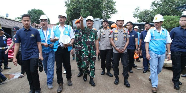 Tinjau Gardu Induk PLN, Panglima TNI: Ini Penting Menginggat Kebutuhan Listrik Warga