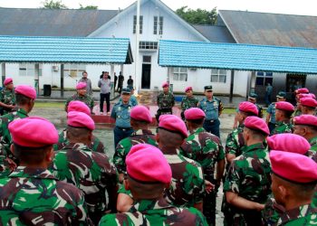 Tim Mabes AL Tinjau Pelaksanaan Bulan Trisila TNI AL di Yonmarhanlan Bitung