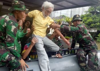 Banjir Jabodetabek, Ratusan Prajurit Marinir Diturunkan