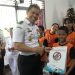 Meski Natal Telah Lewat, Personel Bakamla Tetap Berbagi