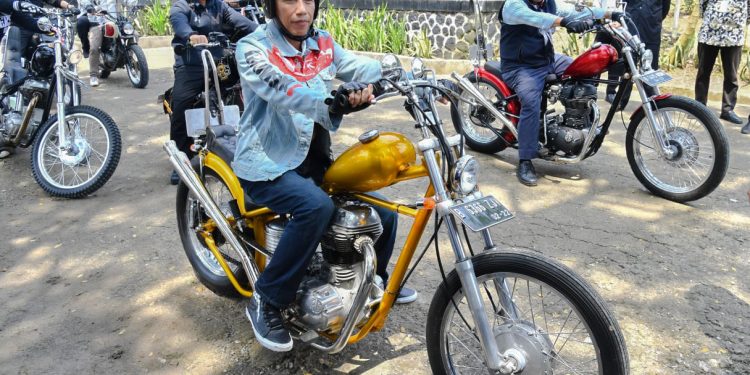 Kok Jokowi Tak Ditilang?