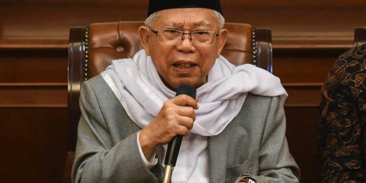 Ma’ruf Amin Tekankan Penerapan Social Distancing