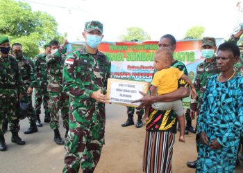 HUT Kodam Cenderawasih, Kodim Merauke Bagikan Ratusan Paket Sembako
