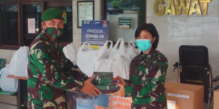 Kepedulian dan Keikhlasan Ketum Persit Kartika Chandra Kirana di Tengah Wabah COVID-19