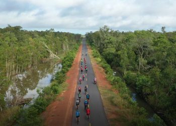 Sosialisasi New Normal Danrem 174/ATW Gandeng Komunitas Road Bike di Merauke