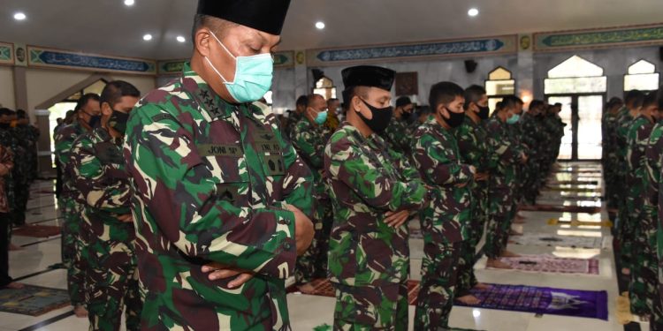 New Normal, Masjid Mabes TNI Gelar Shalat Jumat Perdana