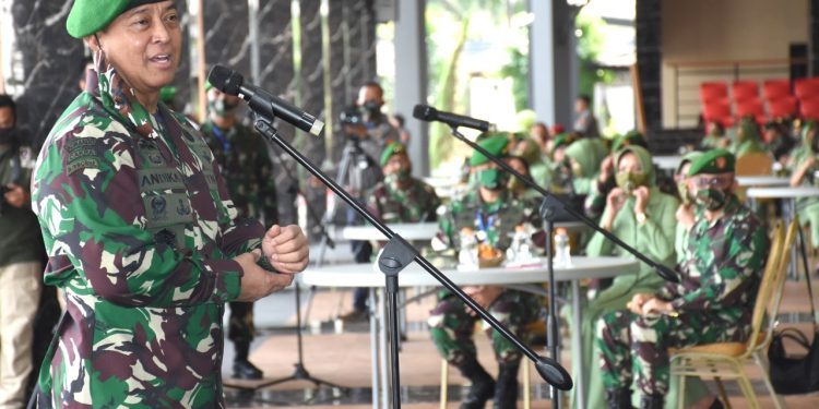 KSAD Terima Kenaikan Pangkat 74 Perwira Tinggi TNI AD