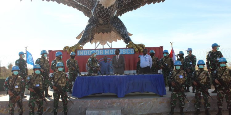 Pasukan Garuda Pelopori Penyerahan Diri 17 Milisi dan 13 Pucuk Senjata di Kongo