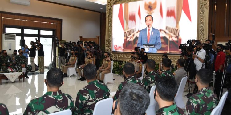 Jokowi: Capaja TNI-Polri Calon Pemimpin Masa Depan