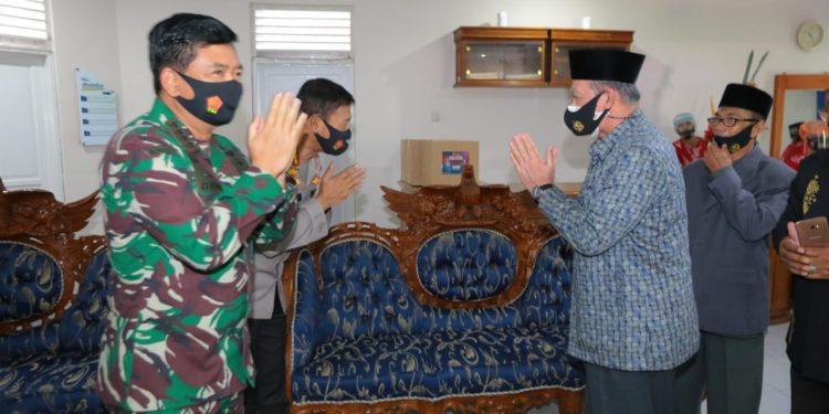 Panglima TNI Harap Pondok Pesantren Jadi Agen Protokol Kesehatan
