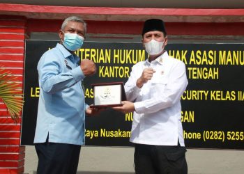 Kepala BNPT Kunjungi Tiga Lapas di Nusakambangan