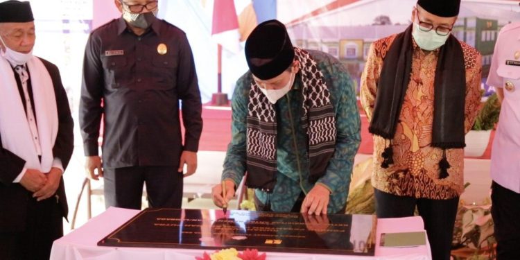 Resmikan Rusun Pesantren di Poso, Begini Pesan Kepala BNPT