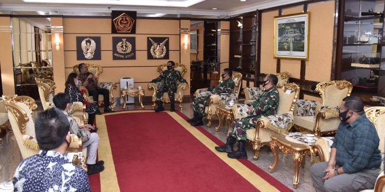 Panglima TNI Terpilih sebagai Positive News Maker