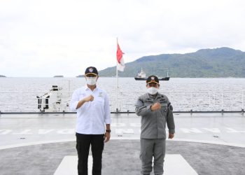 Salurkan Bansos ke Warga Natuna, Kepala Bakamla: Ini Kerja Sama Kementerian