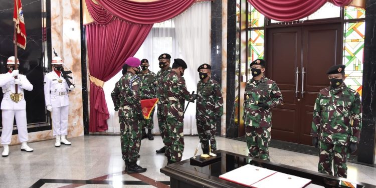 Kabais TNI dan Kasum TNI Resmi Berganti