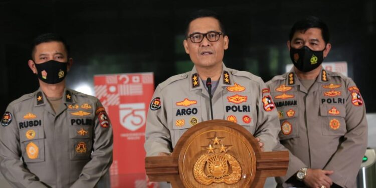 Jaringan Teroris JI Incar Anak Pesantren?