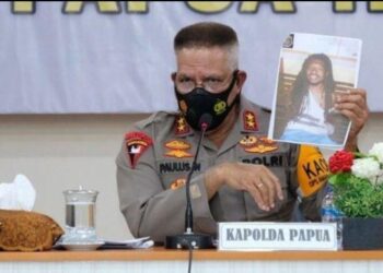 Naftali Tipagau, Pencari Senjata untuk KKB Papua