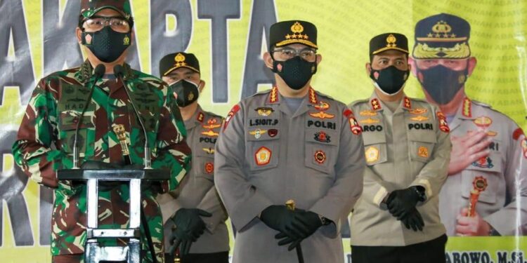 Panglima TNI: Gunakan Masker, Lindungi Saya dan Saudara dari Covid-19
