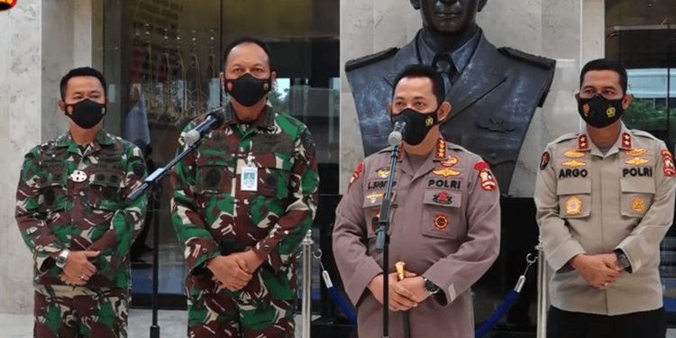 Kapolri Bakal Kerja Sama dengan TNI AU Turunkan Angka Covid-19