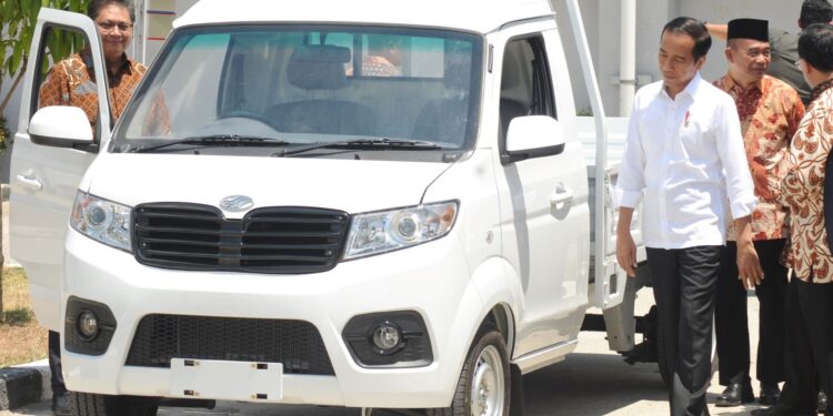 Merasa Tak Diperhatikan Negara, Inisiator Mobil Esemka ‘Curhat’