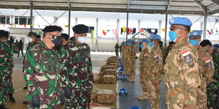 Cek Kesiapan Personel, Asops Panglima TNI: Tak Semua Orang Dapat Kesempatan Operasi di Luar Negeri