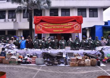 TNI Musnahkan Barang Bukti Perkara Tindak Pidana Militer, Mulai dari Senjata hingga Narkotika