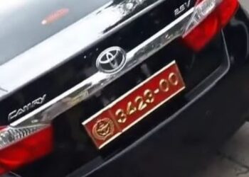 Viral Wanita Pamer Mobil Dinas TNI, Mabes TNI: Plat Nomornya ‘Bodong’