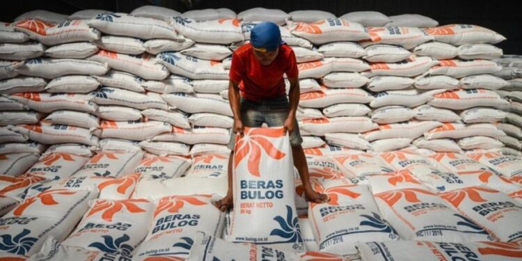 Waduh! Negara Punya Utang Rp173 M ke Bulog