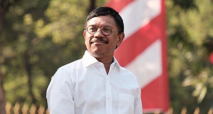 Langkah Cepat Menteri Johnny Usai Ratusan Pegawainya Terpapar Covid-19