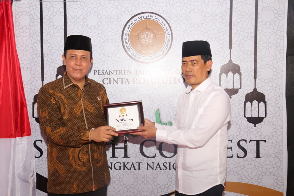 Kepala BNPT di acara Semi Final Santri Speech Contest dan ziarah ke KH. Abdul Wahab Chasbullah 06