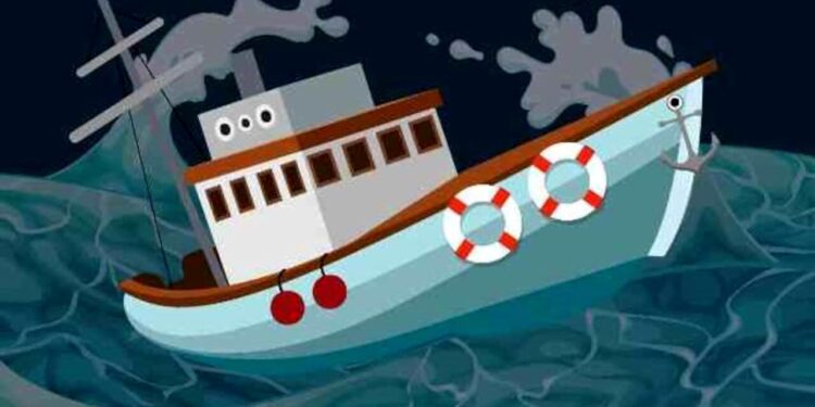 TNI AL Selamatkan Penumpang Kapal yang Karam di Pulau Pandan