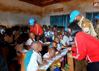 Peringatan Hari Buku, Satgas TNI Konga Ajak Anak Kongo Gemar Membaca