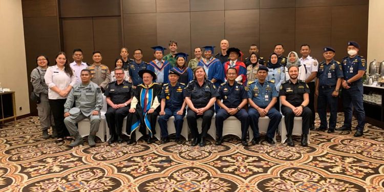 Tiga Personel Bakamla RI Lulus Kuliah di University of Wollonggong Australia
