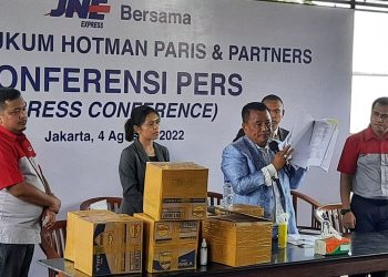 Begini Penjelasan JNE Soal Beras Bansos Presiden yang Terkubur