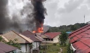 kkb-teroris-nelson-mimin-bakar-sekolah-dan-tembaki-pesawat-jenderal-kopassus-ini-geram-hFjedfQsSH