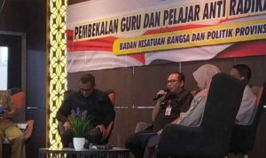 Badan Kesbangpol Jatim sosialisasi bahaya radikalisme