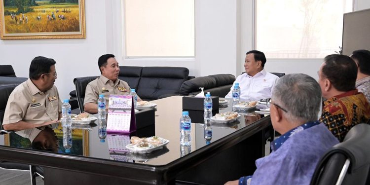 Kunjungi Para Purnawirawan Polri, Ini Pesan Prabowo