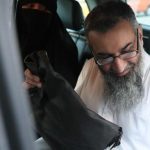 Anjem Choudary seorang ulama radikal di Inggris