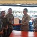 Delapan Nelayan Indonesia yang Hanyut ke Perairan Malaysia Dijemput Bakamla RI