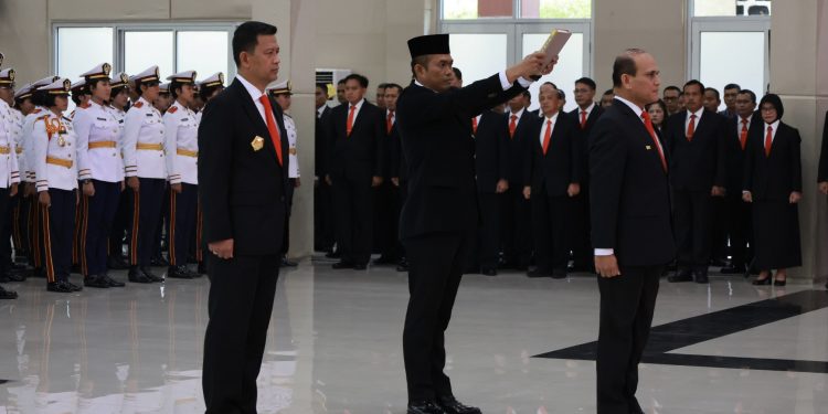 Prabowo Subianto Resmi Lantik Mayjen TNI Jonni Mahroza Sebagai Rektor Unhan RI