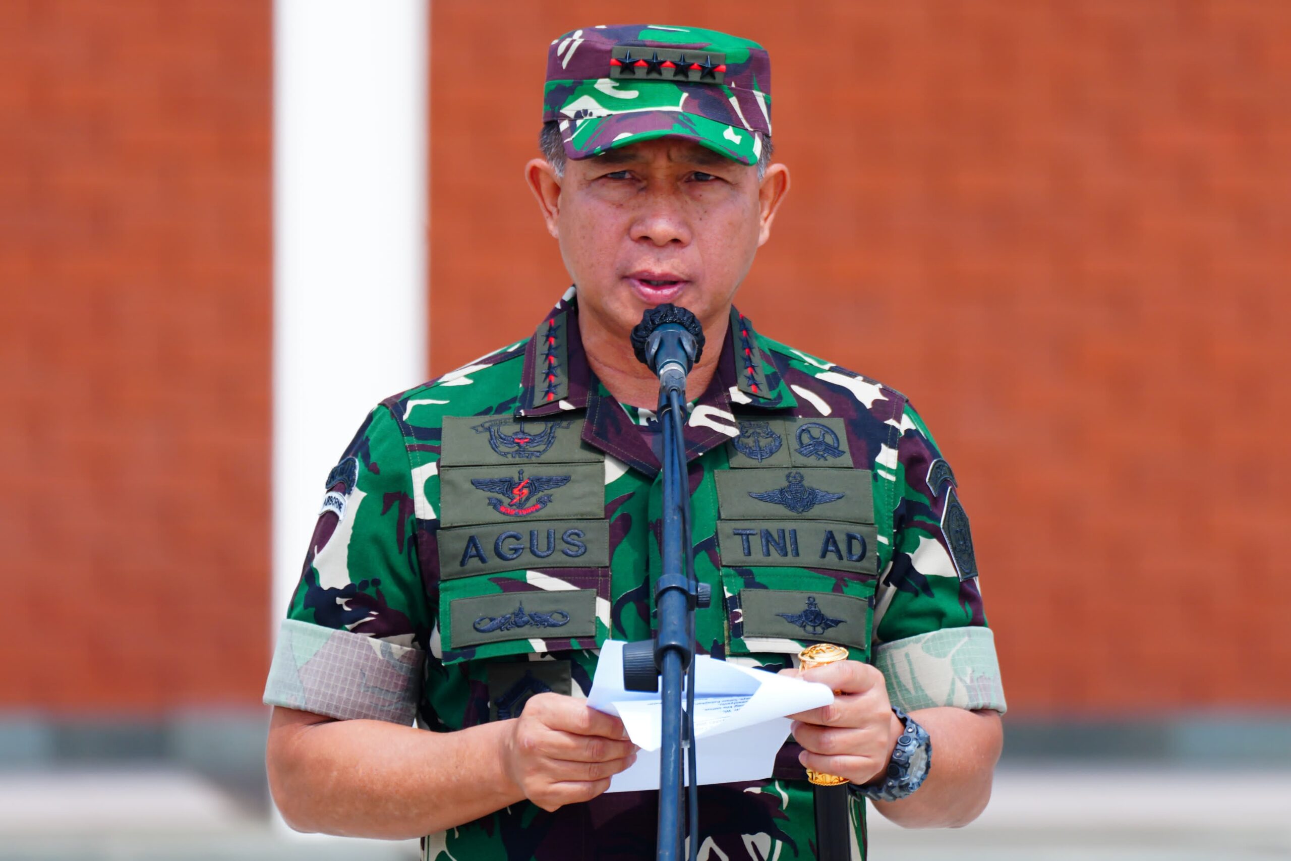 Panglima TNI Agus Subiyanto