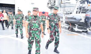 Cek Kesiapan Bantuan Kemanusiaan ke Palestina