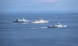 Dua KRI Ikut Latma di Perairan Malaysia